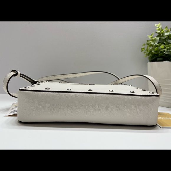 NEW Michael Kors Stud Crossbody Leather Bag White - Picture 9 of 10